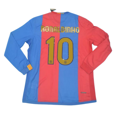 Camisa Barcelona Manga Longa 06/07 - Versão Retrô "Ronaldinho" Nº 10