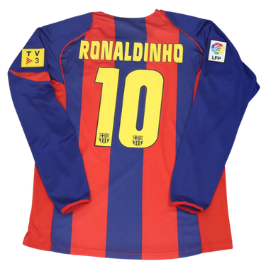 Camisa Barcelona Manga Longa 06/07 - Versão Retrô "Ronaldinho" Nº 10