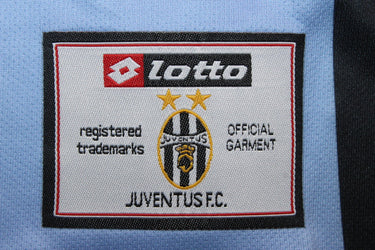 Camisa Retrô Juventus   02/03